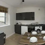 1 The Croft