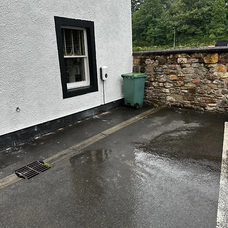 1 The Croft